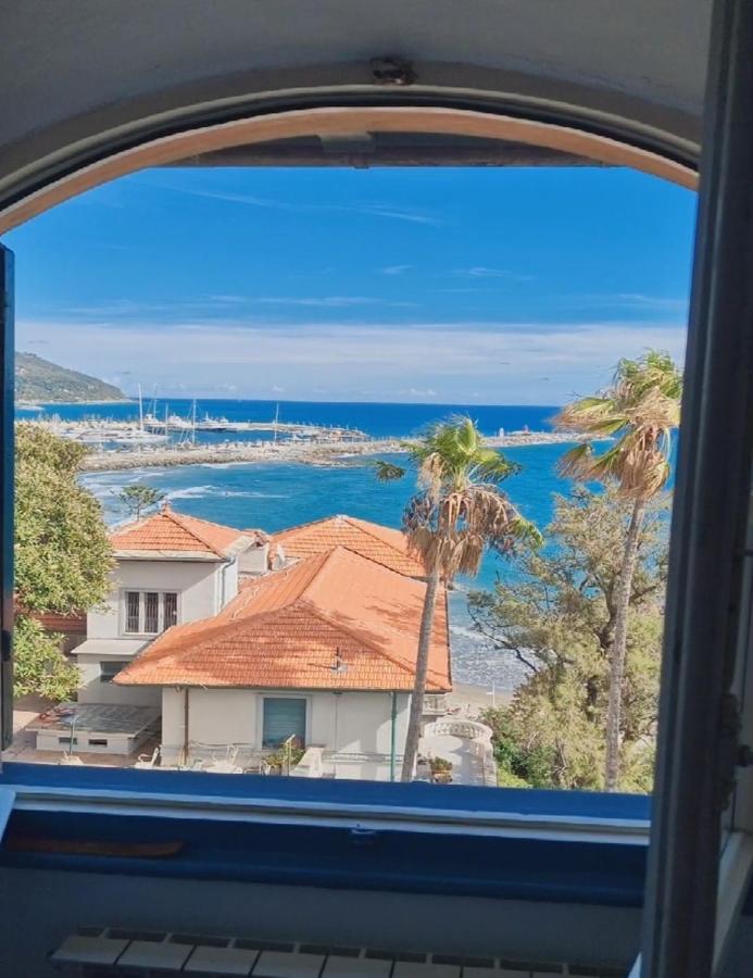 דירות אימפריה The Shell - New Interior Look But Same Old Charme 200Mt From The Sea With Garden And Parking Nearby מראה חיצוני תמונה