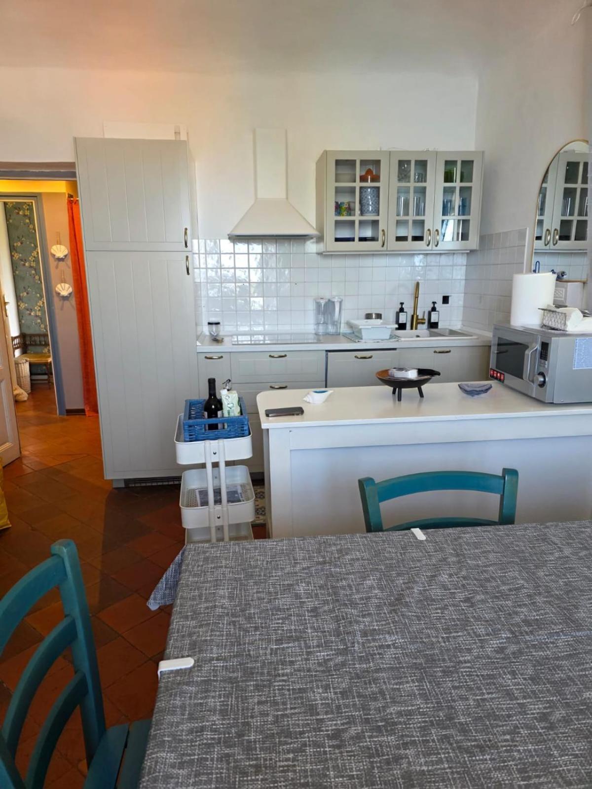 דירות אימפריה The Shell - New Interior Look But Same Old Charme 200Mt From The Sea With Garden And Parking Nearby מראה חיצוני תמונה